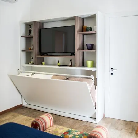 Brezza Marina Bed & Breakfast